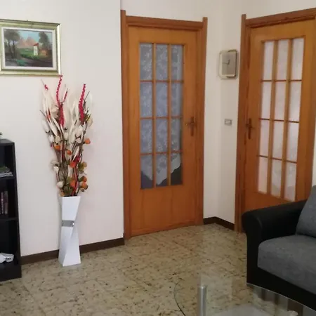 Mosas Apartment *